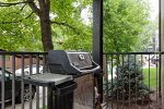Outdoor Grill - Aspen - Fifth Avenue 2 - 3 Bedroom